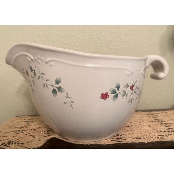 Pfaltzgraff Winterberry Stoneware Oversized Batter Bowl - Picture 5 of 7